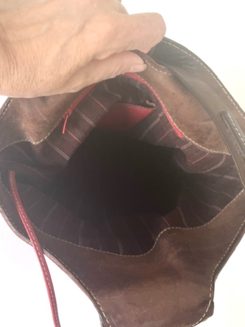Red Leather Barrel Bag - Picture 4 of 5